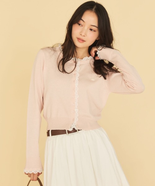 archives（アルシーヴ）の「レースレイヤードニットカーディガン（ニット/セーター・レディース・ピンク/ブルー/チャコールグレー/アイボリー・MEDIUM）」の4枚目の写真