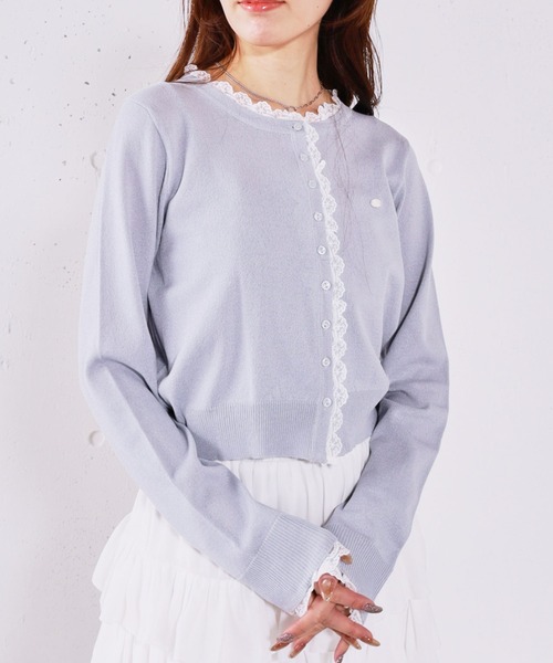 archives（アルシーヴ）の「レースレイヤードニットカーディガン（ニット/セーター・レディース・ピンク/ブルー/チャコールグレー/アイボリー・MEDIUM）」の3枚目の写真