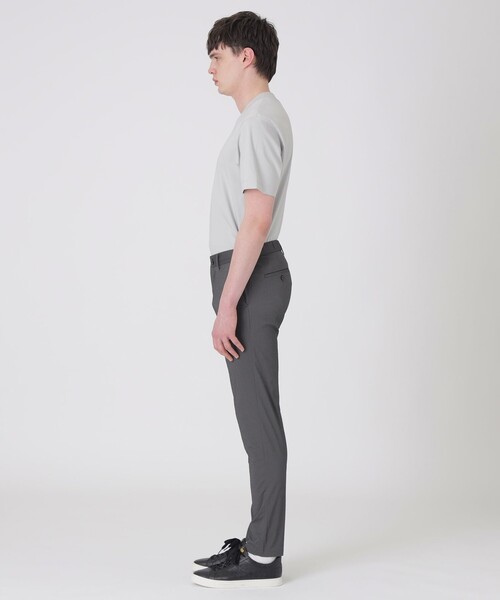 BLACK LABEL CRESTBRIDGE(ブラックレーベル・クレストブリッジ)の「マイクロウェーブシアサッカートラウザーズ(その他パンツ・メンズ・ネイビー/グレー系その他・XL/L/M/S)」の4枚目の写真