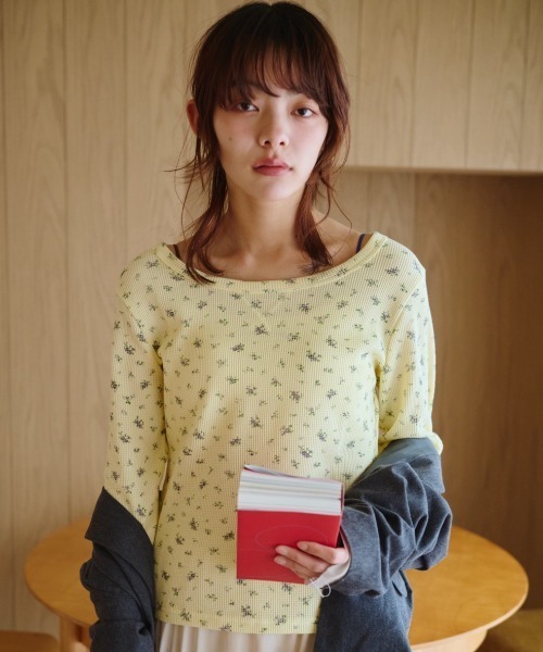common gull products.（コモンガルプロダクツ）の「小さなお花畑のワッフルTEE、芽心（Tシャツ/カットソー・レディース・ネイビー/ライトブルー/ホワイト系/イエロー系・SMALL/MEDIUM/LARGE）」の4枚目の写真