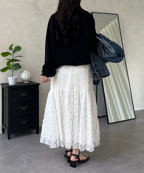 prose verse（プロズヴェール）の「3Dフラワーティアードスカート（スカート・レディース・ブラック/オフホワイト・MEDIUM/LARGE）」の17枚目の写真