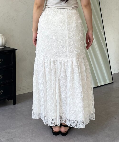 prose verse（プロズヴェール）の「3Dフラワーティアードスカート（スカート・レディース・ブラック/オフホワイト・MEDIUM/LARGE）」の22枚目の写真