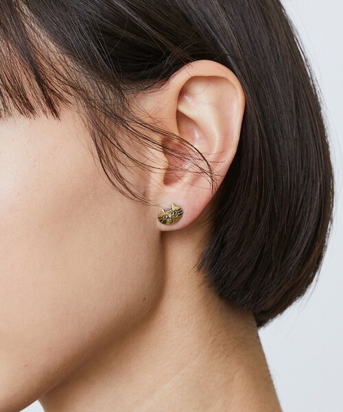 LOISIR（ロワズィール）の「【アーティストコラボ】LOISIR×TORANEKOBONBON CATピアス（ピアス（両耳用）・レディース・ゴールド・FREE）」の2枚目の写真