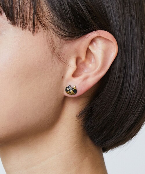 LOISIR（ロワズィール）の「【アーティストコラボ】LOISIR×TORANEKOBONBON CATピアス（ピアス（両耳用）・レディース・ゴールド・FREE）」の4枚目の写真