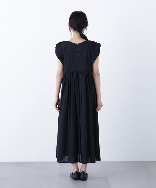 N.(N. Natural Beauty Basic)(エヌエヌナチュラルビューティーベーシック)の「コットンローンワンピース(ワンピース・レディース・ブラック/ブラウン/ブルー・MEDIUM/P/S)」の19枚目の写真