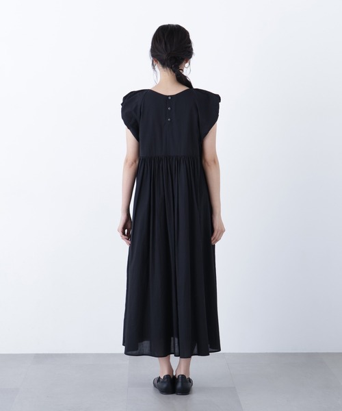 N.（N. Natural Beauty Basic）（エヌエヌナチュラルビューティーベーシック）の「コットンローンワンピース（ワンピース・レディース・ブラック/ブラウン/ブルー・MEDIUM/P/S）」の13枚目の写真