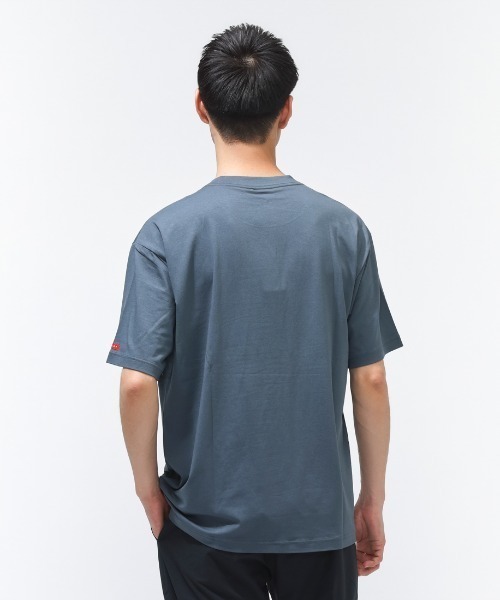 OAKLEY(オークリー)の「オークリー NEW RETRO TEE X-METAL 3.0(Tシャツ/カットソー・メンズ・オフホワイト/ブルーグレー/サンドグレー・LL/3L/L/M)」の7枚目の写真