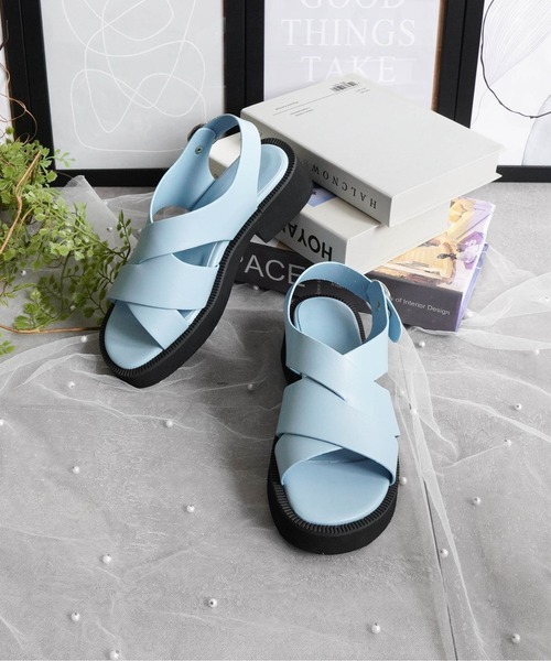 Fabby fabby(ファビィーファビィー)の「ワイドクロスバックストラップサンダル(サンダル・レディース・ブラック/オフホワイト/ブルー・SMALL/MEDIUM/LARGE)」の3枚目の写真