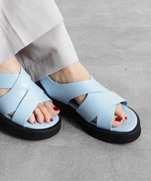Fabby fabby(ファビィーファビィー)の「ワイドクロスバックストラップサンダル(サンダル・レディース・ブラック/オフホワイト/ブルー・SMALL/MEDIUM/LARGE)」の13枚目の写真