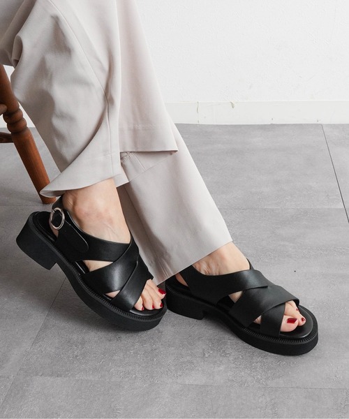 Fabby fabby(ファビィーファビィー)の「ワイドクロスバックストラップサンダル(サンダル・レディース・ブラック/オフホワイト/ブルー・SMALL/MEDIUM/LARGE)」の9枚目の写真