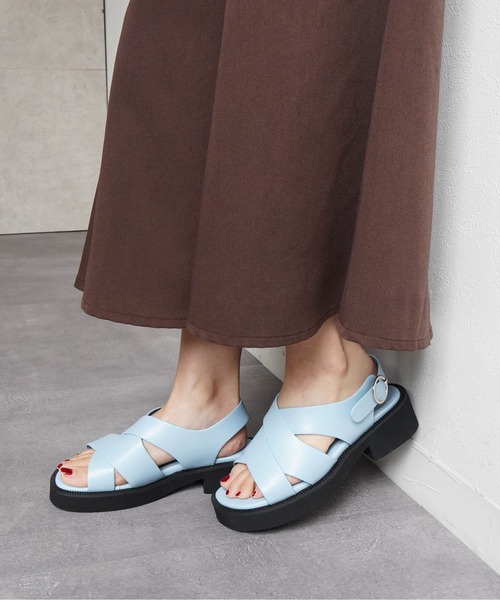 Fabby fabby(ファビィーファビィー)の「ワイドクロスバックストラップサンダル(サンダル・レディース・ブラック/オフホワイト/ブルー・SMALL/MEDIUM/LARGE)」の21枚目の写真