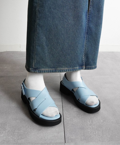 Fabby fabby(ファビィーファビィー)の「ワイドクロスバックストラップサンダル(サンダル・レディース・ブラック/オフホワイト/ブルー・SMALL/MEDIUM/LARGE)」の22枚目の写真