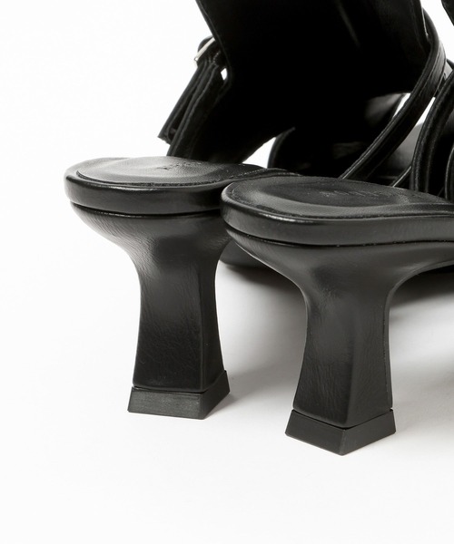 PAGEBOY（ページボーイ）の「ハトメミュールサンダル（サンダル・レディース・キャメル/ブロンズ/ブラック・MEDIUM/LARGE）」の12枚目の写真