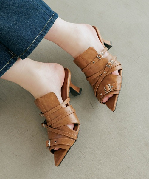 PAGEBOY（ページボーイ）の「ハトメミュールサンダル（サンダル・レディース・キャメル/ブロンズ/ブラック・MEDIUM/LARGE）」の6枚目の写真