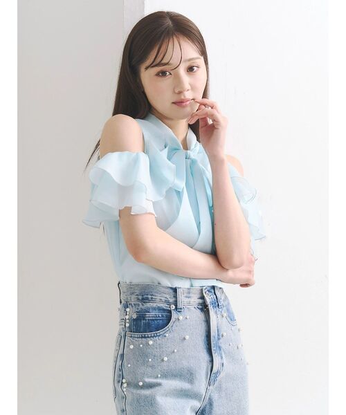 MERCURYDUO（マーキュリーデュオ）の「アメスリラッフルボウタイブラウス（シャツ/ブラウス・レディース・ライトブルー/オフホワイト/ピンク・FREE）」の2枚目の写真