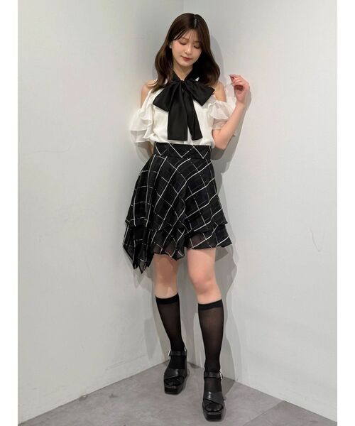 MERCURYDUO（マーキュリーデュオ）の「アメスリラッフルボウタイブラウス（シャツ/ブラウス・レディース・ライトブルー/オフホワイト/ピンク・FREE）」の17枚目の写真