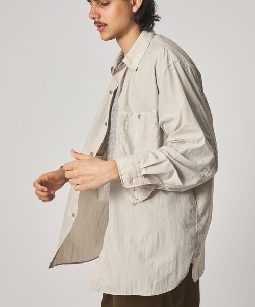 Steven Alan（スティーブンアラン）の「＜Steven Alan エアリーナイロン レギュラーカラー シャツ LOOSE（シャツ/ブラウス・メンズ・ネイビー/ライトグレー・L/M/S/XL）」の6枚目の写真