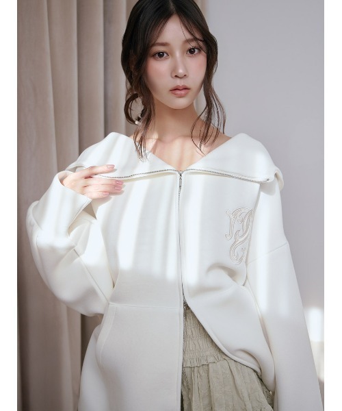 SNIDEL(スナイデル)の「ボリュームパーカーワンピース(ワンピース・レディース・ピンク/ダークグレー/アイボリー・F)」の4枚目の写真