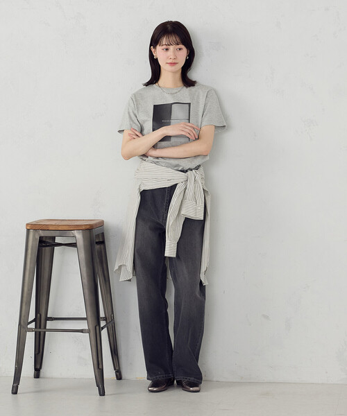 COMME CA ISM(コムサイズム)の「フォトプリント Tシャツ(Tシャツ/カットソー・レディース・アイボリー/杢グレー/ネイビー/オレンジ・SMALL/MEDIUM/LARGE)」の11枚目の写真