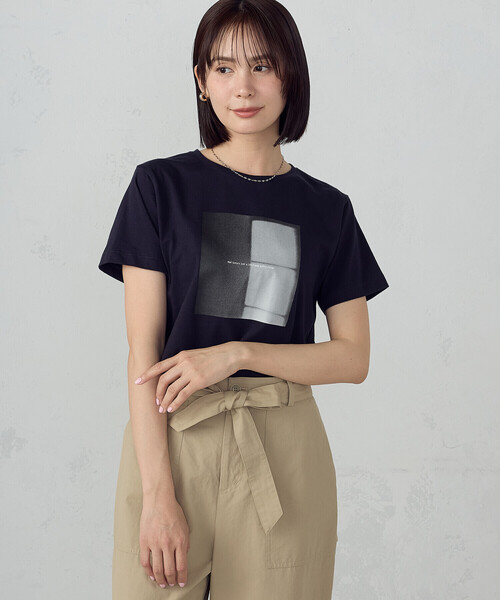 COMME CA ISM(コムサイズム)の「フォトプリント Tシャツ(Tシャツ/カットソー・レディース・アイボリー/杢グレー/ネイビー/オレンジ・SMALL/MEDIUM/LARGE)」の16枚目の写真
