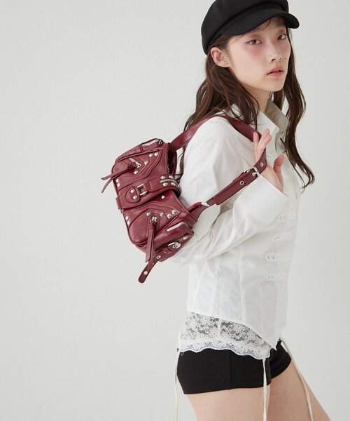 WHO'S WHO gallery(フーズフーギャラリー)の「【WEB限定】スタッズジップショルダーバッグ(ショルダーバッグ・レディース・ブラック/レッド/ピンク/ブラウン・FREE)」の16枚目の写真