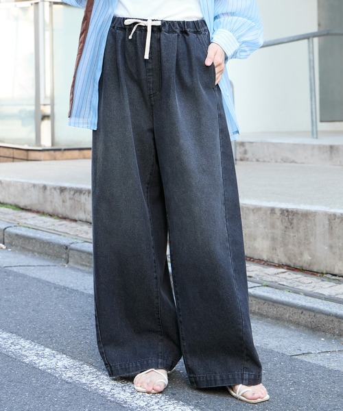 MONO-MART(モノマート)の「10.5oz タックワイドシルエット イージー カーブデニムパンツ<速乾/マシンウォッシャブル/サステナブル>(デニムパンツ・レディース・ブラック/ライトブルー/アイボリー/ワンウォッシュ/ブルー/ブラウン/ブラック系・S/M/L)」の11枚目の写真