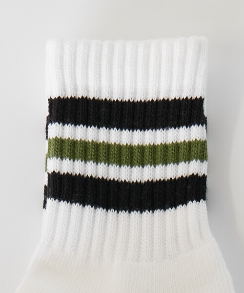 FRUIT OF THE LOOM（フルーツオブザルーム）の「【FRUIT OF THE LOOM/フルーツ・オブ・ザ・ルーム】3Pカラフルラインクルーソックス/3足パッククルーソックス/ユニセックス（ソックス/靴下・メンズ・ホワイト系その他2/ホワイト系その他・フリー）」の7枚目の写真