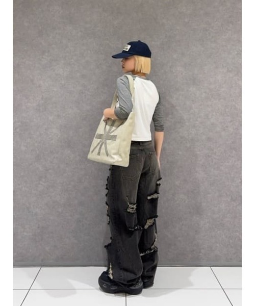 LAGUA GEM(ラグアジェム)の「SLEEVE BORDER RAGLAN トップス(Tシャツ/カットソー・レディース・ホワイト/ブラック・FREE)」の22枚目の写真