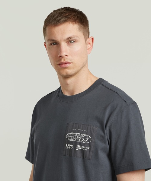 G-STAR(ジースター)の「Applique Graphic T-Shirt/アップリケグラフィックTシャツ(Tシャツ/カットソー・メンズ・グレー系その他/ホワイト・SMALL/MEDIUM/LARGE/X-LARGE/X-SMALL)」の10枚目の写真