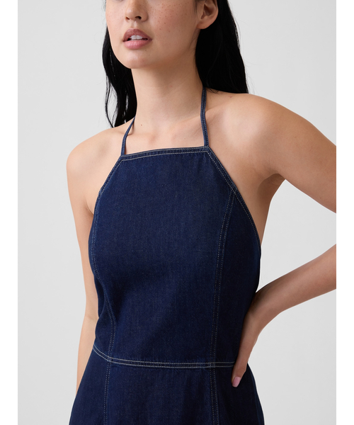 GAP(ギャップ)の「デニム ホルターネック ミディワンピース(ワンピース・レディース・インディゴブルー・XS/M/L/XXS/S)」の3枚目の写真