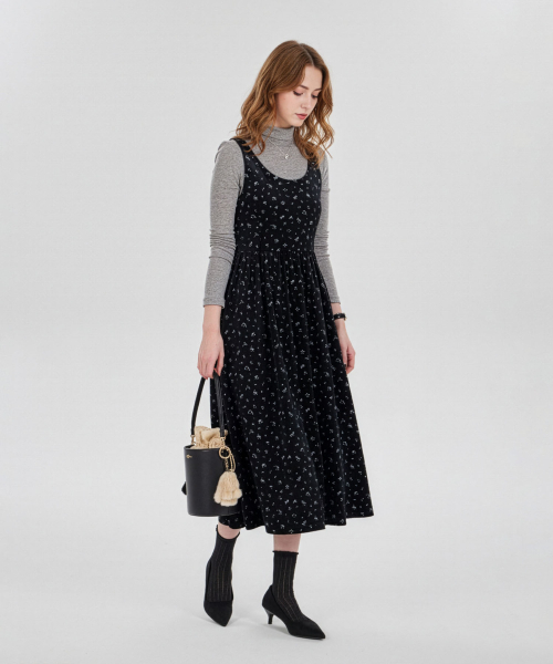 MAIA(マイア)の「ベルベットフラワーワンピース-ブルー(テンセルTシャツセット)(ワンピース・レディース・その他・MEDIUM/LARGE)」の6枚目の写真