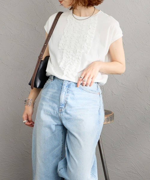 mizuiroind（ミズイロインド）の「[mizuiro ind/ミズイロインド] フレンチスリーブ フリルプルオーバー（Tシャツ/カットソー・レディース・ブラック/オフホワイト/ブルー・F）」の2枚目の写真