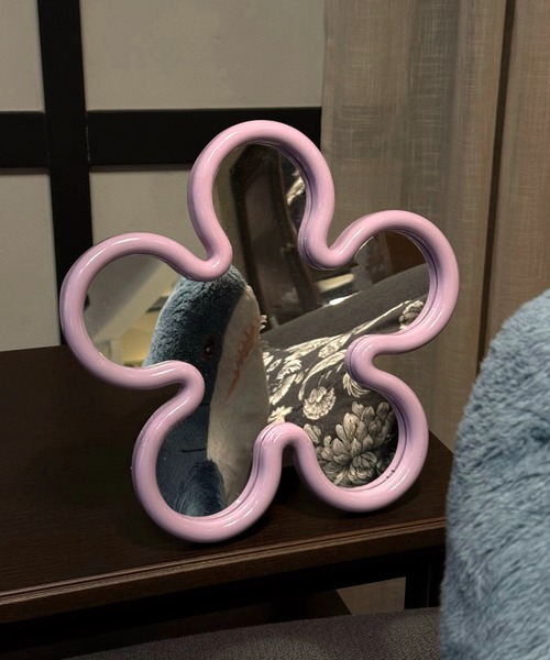 Made in I（メイドインアイ）の「2wayぷっくりフラワースタンドミラー（ミラー・レディース・ピンク/ホワイト/シルバー/ブルー/パープル・FREE）」の21枚目の写真