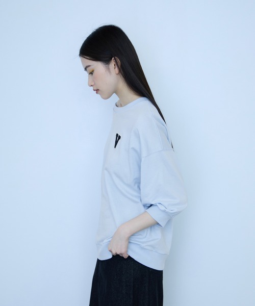VICKY(ビッキー)の「【大人の抜け感】ワッペンマルチネックスウェット(Tシャツ/カットソー・レディース・ブルー系その他/ダークネイビー/アイボリー・M)」の12枚目の写真