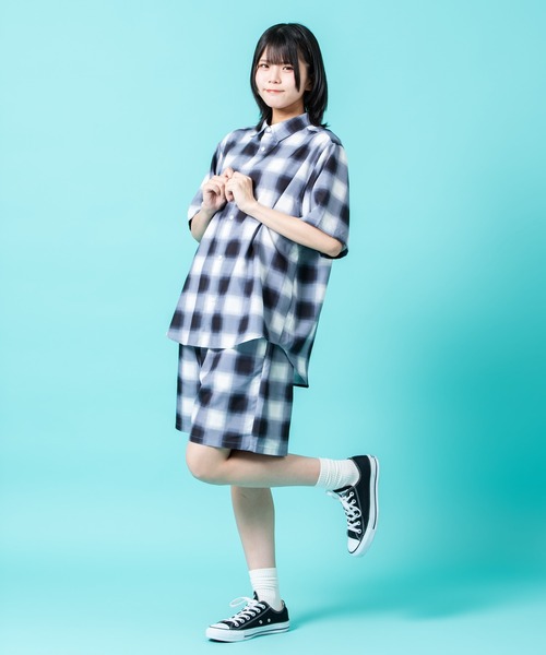 SIDEWAY STANCE（サイドウェイスタンス）の「【SIDEWAY STANCE】総柄 半袖シャツ（シャツ/ブラウス・メンズ・モカ/C/ブラウン/レッド/ホワイト/ネイビー/B/ブルー/カーキ/ブラック/A/グリーン/ピンク・MEDIUM/SMALL/LARGE）」の17枚目の写真