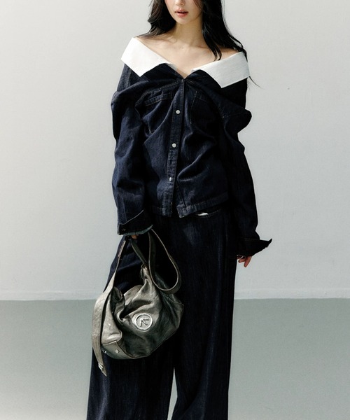 FAVORITO(ファヴォリート)の「デニムボートネックシャツ(シャツ/ブラウス・レディース・ダークブルー・M/S/XL/L)」の10枚目の写真