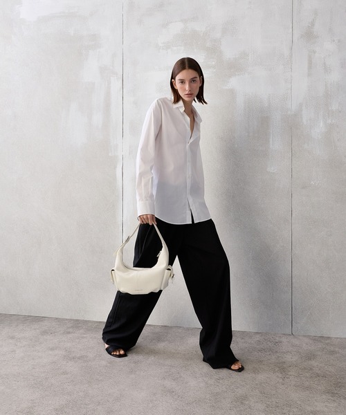 CHARLES & KEITH（チャールズ & キース）の「Bessie ベッシー サイドポケット ホーボーバッグ（ショルダーバッグ・レディース・ダークブラウン系3/スミクロ/クリーム・S）」の6枚目の写真