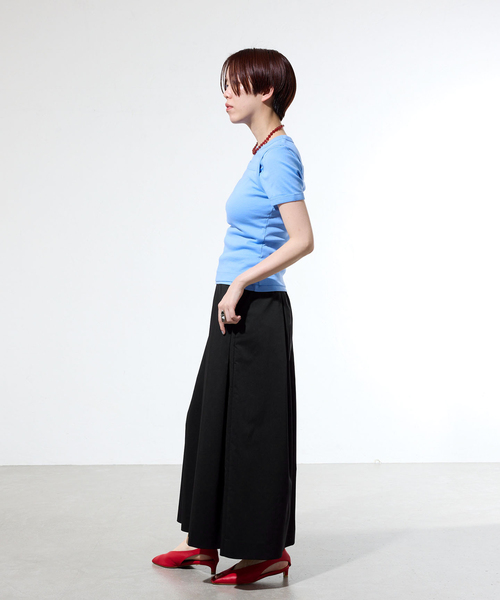 IENA(イエナ)の「《一部店舗限定》ウォッシャブルタックキュロットパンツ(その他パンツ・レディース・チャコールグレー/ブラック・36/38)」の16枚目の写真