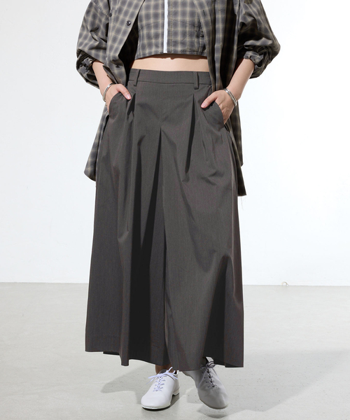 IENA(イエナ)の「《一部店舗限定》ウォッシャブルタックキュロットパンツ(その他パンツ・レディース・チャコールグレー/ブラック・36/38)」の20枚目の写真