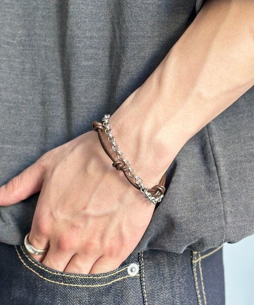CPCM（シーピーシーエム）の「レザー切替シルバーブレス（リング・レディース・ブラック/ブラウン・FREE）」の2枚目の写真