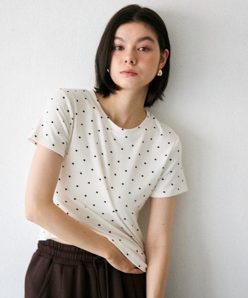 Trish(トリッシュ)の「ドットラウンドTシャツ(Tシャツ/カットソー・レディース・ブラック/アイボリー・FREE)」の5枚目の写真