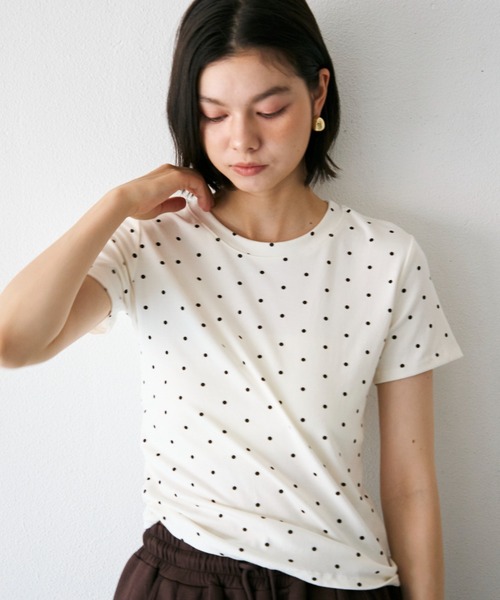 Trish(トリッシュ)の「ドットラウンドTシャツ(Tシャツ/カットソー・レディース・ブラック/アイボリー・FREE)」の4枚目の写真