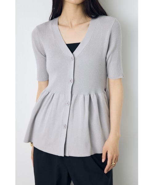 AZUL by moussy(アズールバイマウジー)の「【身長別着用画像あり】ペプラム5分袖ニットカーディガン 春服 夏服 秋服 体系カバー 着やせ(カーディガン/ボレロ・レディース・ライトグレー/アイボリー/ブラック・FREE)」の22枚目の写真
