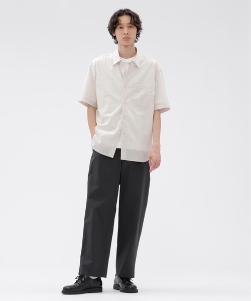MARGARET HOWELL(マーガレットハウエル)の「TONAL STRIPE COTTON POPLIN(シャツ/ブラウス・メンズ・アイボリー・SMALL/MEDIUM/LARGE)」の2枚目の写真