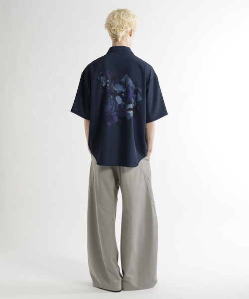 HARE(ハレ)の「フラワーコラージュバックプリントシャツ(HARE)(シャツ/ブラウス・メンズ・ブルー系その他/ブラック/オフホワイト・FREE)」の12枚目の写真