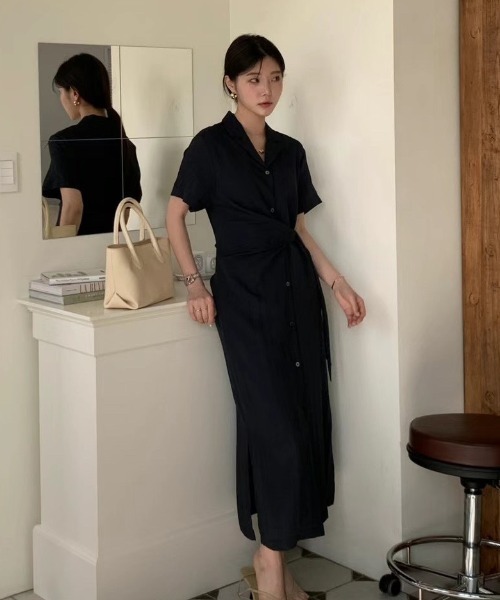 FAVORITO(ファヴォリート)の「シングルブレストシャツワンピース(シャツワンピース・レディース・ブラック/ホワイト/グリーン・F)」の11枚目の写真