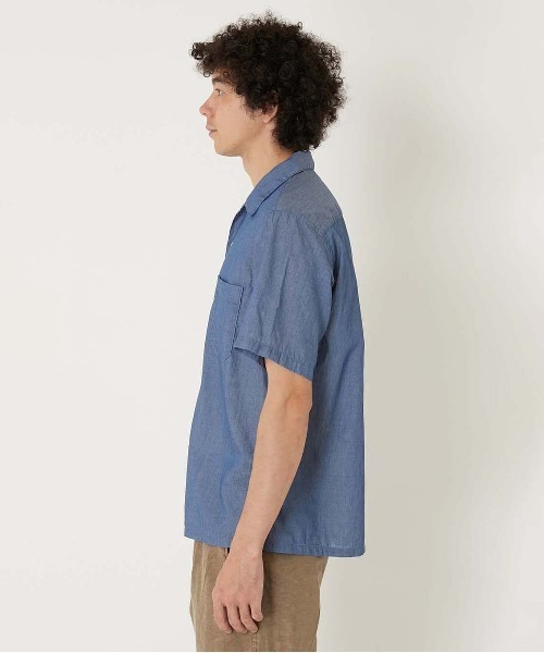 BLUE BLUE（ブルーブルー）の「スーパーライトデニム ショートスリーブシャツ（シャツ/ブラウス・メンズ・ブルー・S/M/L/XL）」の3枚目の写真