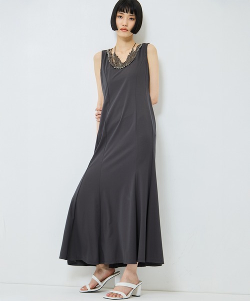 MURRAL（ミューラル）の「【MURRAL/ミューラル】《STUDIOUS別注》embroiddered one piece/エンブロイダリーワンピース/接触冷感/紫外線防止（ワンピース・レディース・ブラック/グレー・1/2）」の6枚目の写真
