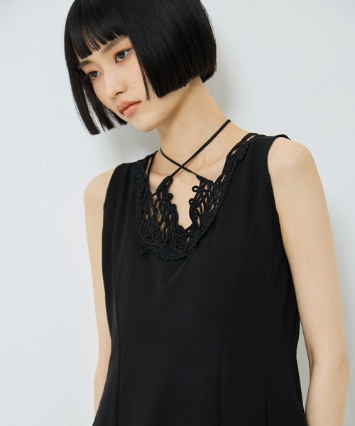 MURRAL（ミューラル）の「【MURRAL/ミューラル】《STUDIOUS別注》embroiddered one piece/エンブロイダリーワンピース/接触冷感/紫外線防止（ワンピース・レディース・ブラック/グレー・1/2）」の9枚目の写真