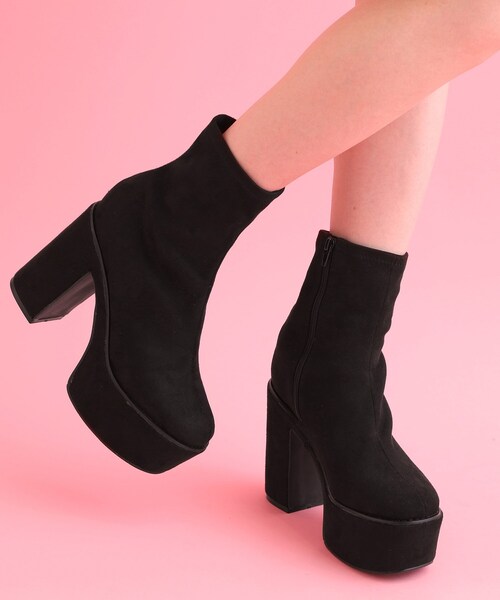 cs T&P（シーエスティーアンドピー）の「厚底シンプルブーツ（ブーツ・レディース・ブラック/ブラック系・M/S/L/LL）」の4枚目の写真